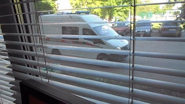 скорая приехала сегодня забрала и уехала тут уже не до смеха смотреть онлайн