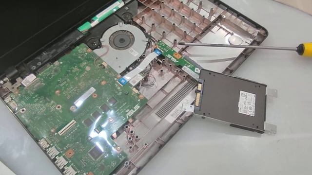 HOW TO FIX ASUS X540U LOADING AND SLOW BOOT UP смотреть онлайн