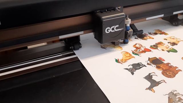 GCC Expert 24 LX contur cutting смотреть онлайн