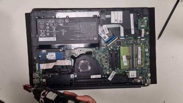 How to replace NVME SSD at laptop HP 15s-EQ1022NQ (EQ series) смотреть онлайн