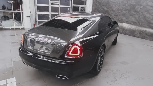 Rolls Roys Wraith Black Crome