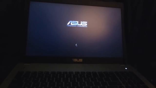 ASUS N56VZ-DH71 Windows 8 Boot with Vertex 4 смотреть онлайн
