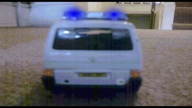 Light Animations #2 [Seizure Warning] — Die Cast: Health Service Ambulance смотреть онлайн