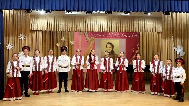 Ансамбль народной и казачьей песни «Светлица»ДШИ №3 им. М.И. Глинки, р.н.п. «Не бела заря» смотреть онлайн