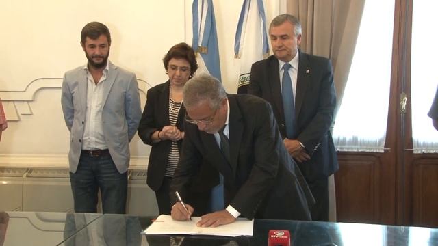 Desarrollo Económico y Producción, Juan Carlos Abud Robles смотреть онлайн