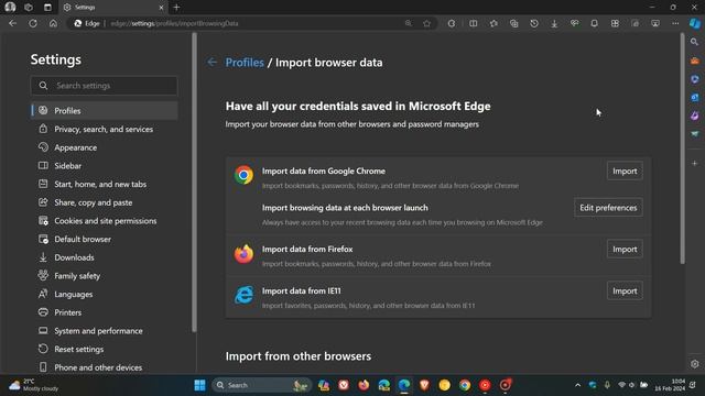 Microsoft Edge Update Fixes a Bug that Stole Data from Chrome + includes a New Sidebar Feature смотреть онлайн