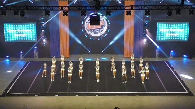 Cheer Extreme SSX at WSF Louisville Day 2 смотреть онлайн