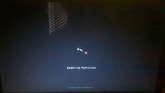 Windows 7 booting on Acer Timeline 5810TZ-4657 w/ SSD смотреть онлайн