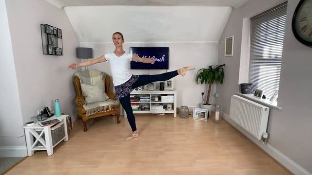 Ballet Class - Intermediate/adult (age 13+) смотреть онлайн