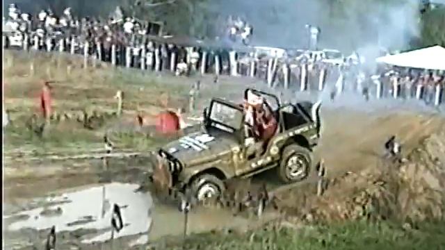 jeep contra range rover. jeep se rompe facilito смотреть онлайн