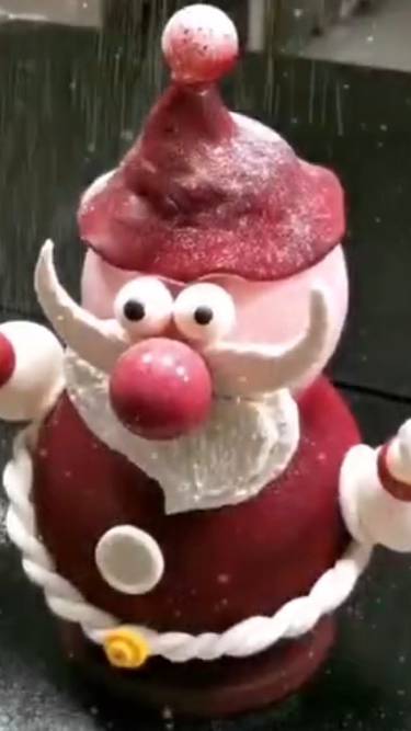 Александр Кислицын создаёт новогодние кондитерские шедевры смотреть онлайн