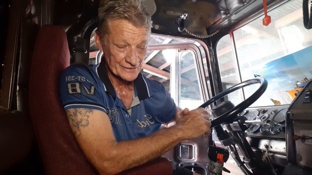 Blokes Builds and Shed Torquez, in the Areodyne studio Part 1. смотреть онлайн
