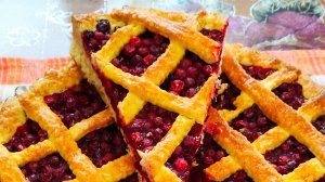 Пирог с брусникой.