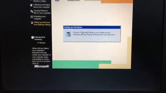 Getting the HP Pavilion N5290 on Windows ME... with another laptop! смотреть онлайн