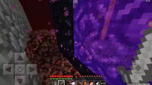 Let'sPlay#7/Выживание в Minecraft 0.14.0 версии Windows 10/Во всём виновен крипер! смотреть онлайн