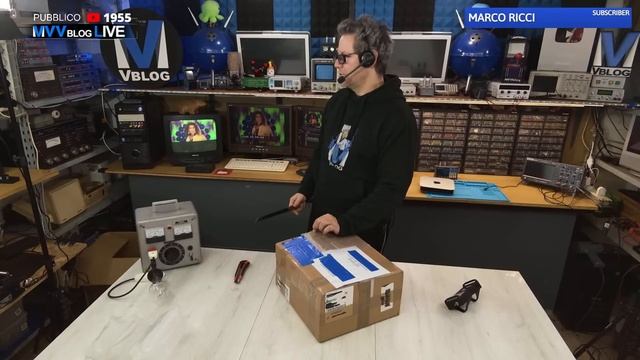 Mi hanno preso per una discarica - La posta di MVVblog Live! смотреть онлайн