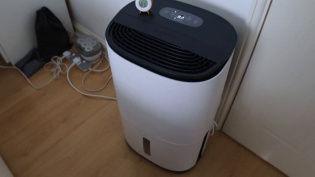 Meaco Arete One 20L Dehumidifier Unboxing and Hands on Review смотреть онлайн