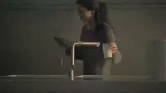 Acer Iconia Tab W500 - TV Spot смотреть онлайн