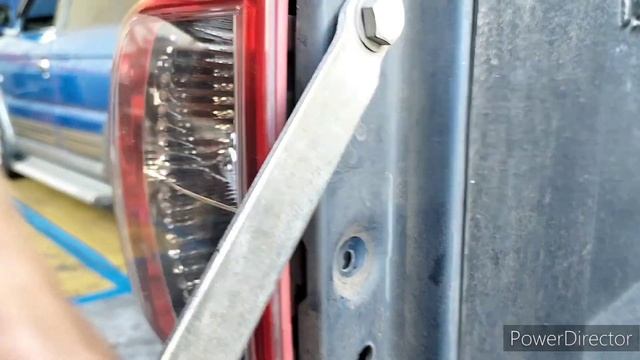HOW TO REMOVE ISUZU DMAX TAIL LIGHT?