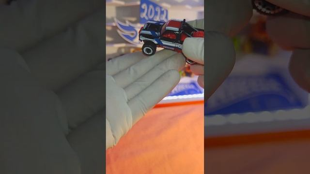 #10 TH 2022 DODGE D100 HOTWHEELS TREASURE HUNT FLAMITA PLATEADA, UNA CAMIONETA FUERTE Y ROBUSTA смотреть онлайн