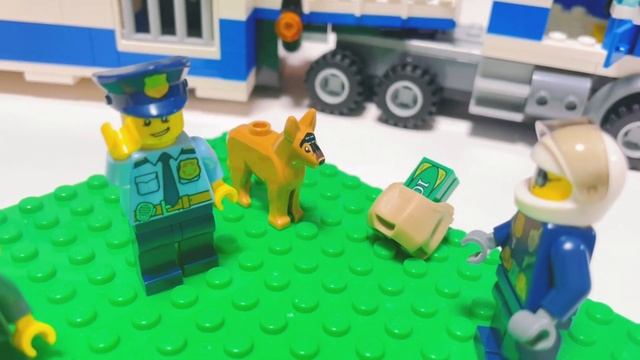 【LEGO CTIY寸劇】60139 ポリストラック司令本部 Mobile Command Center смотреть онлайн