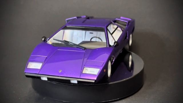 Lamborghini Countach LP400 “Kidston” - Aoshima 1/24 смотреть онлайн