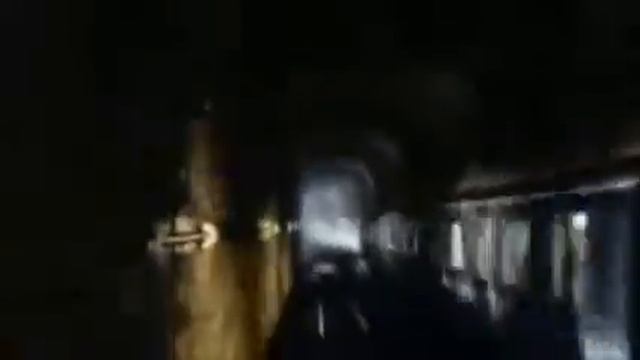 MC Hammer -This Is What We Do смотреть онлайн