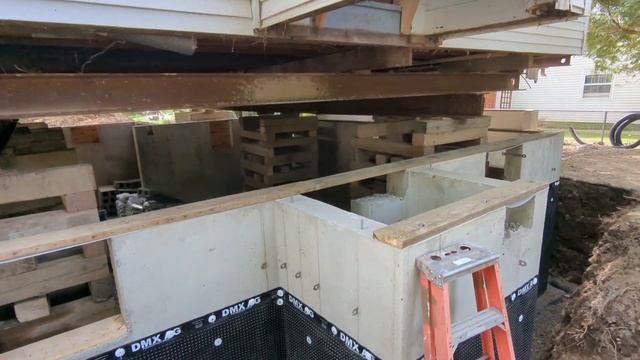 How To Put A New Basement Under a 100-Year-Old House Ep. 17 | New Beams, Chimney Base & Sill Plate смотреть онлайн