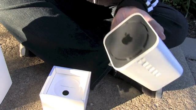 802.11ac Airport Extreme Time Capsule unboxing and first impressions смотреть онлайн