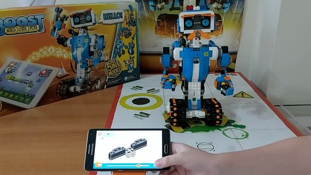 LEGO BOOST 17101 Robot Police with Sunglasses and Mustache - LEGO Robot Toy смотреть онлайн