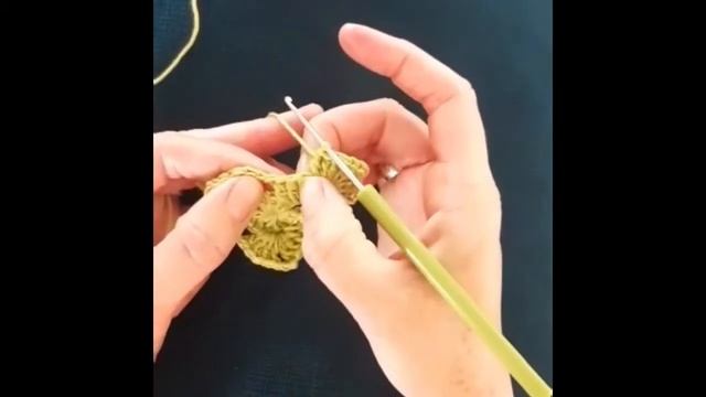 Crochet Christmas Tree tutorial with Sylvia смотреть онлайн
