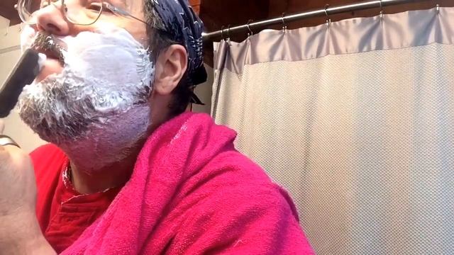 Todays shave of the day is from a sample of Razorock's Tuscan Oud and I use another sweet 7/8s Razo смотреть онлайн