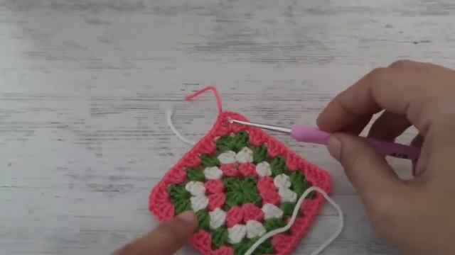 How To Crochet A Granny Square Baby Shoes Pattern For Beginners / 💯🤩Super Easy Crochet Baby Booties