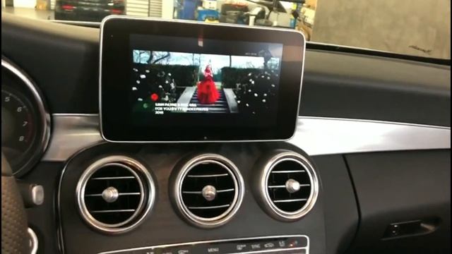 Mercedes-Benz Mirroring, Spiegelung auf Comand mit iPhone und Adroid смотреть онлайн