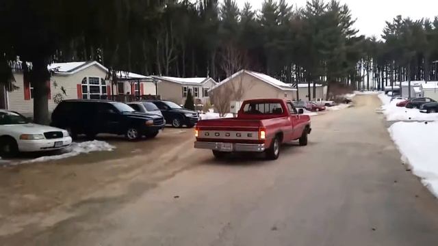 My Straight Piped 1993 Dodge Ram With a 5.9 Magnum смотреть онлайн