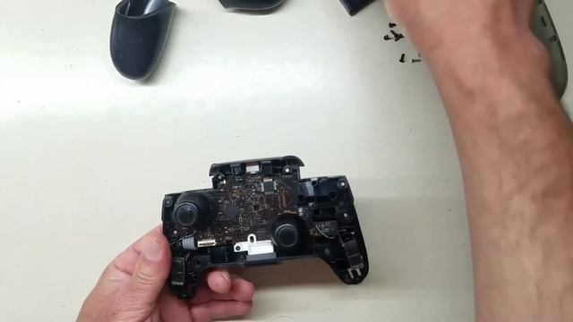 Reparando Switch Pro Controllers desde el PC смотреть онлайн
