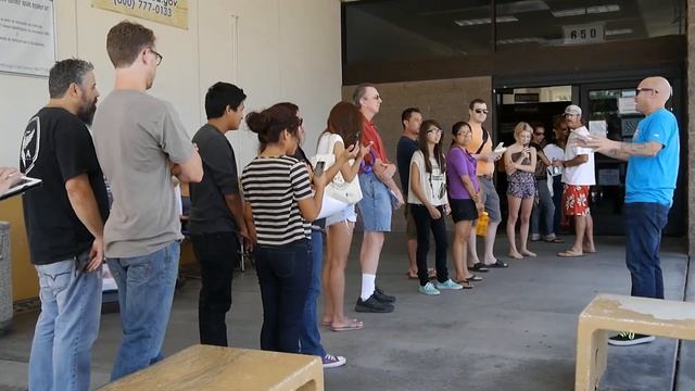 Surprising People waiting in Line at the DMV смотреть онлайн