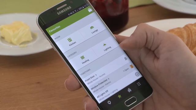 Loxone Smart Home App - Door and Window Protection Monitor смотреть онлайн