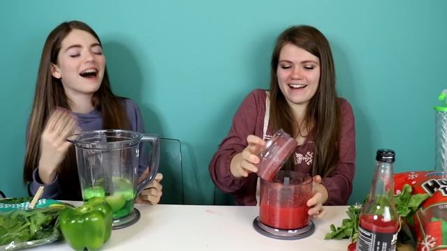 RED AND GREEN HOLIDAY SMOOTHIE CHALLENGE / JustJordan33 смотреть онлайн