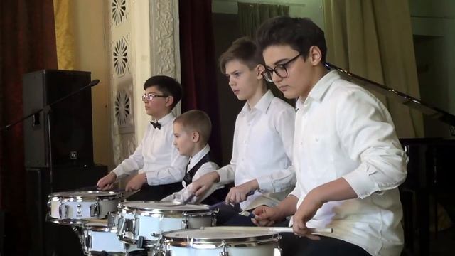 Г. И. Рядинский «Понедельник» Исполняет ансамбль барабанщиков Руководитель Г.И. Рядинский смотреть онлайн