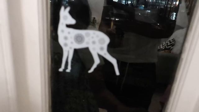 Life in UK | Watch Me Decorate Christmas Tree in UK 2019 | Window Christmas Decorations смотреть онлайн
