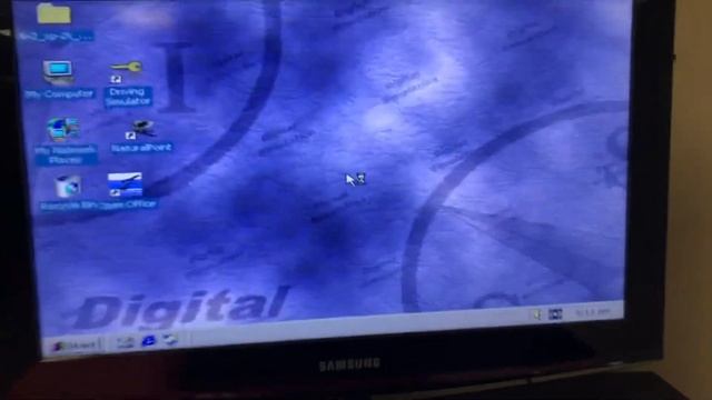 Imagine using Windows 2000 in 2022. (Drivers ed driving simulator using Windows 2000) смотреть онлайн