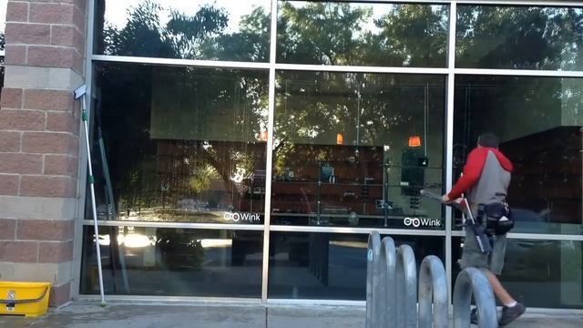 Professional window cleaning - First job in the AM смотреть онлайн