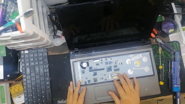 Hướng dẫn thay bàn phím Laptop Acer cực kì đơn giản смотреть онлайн