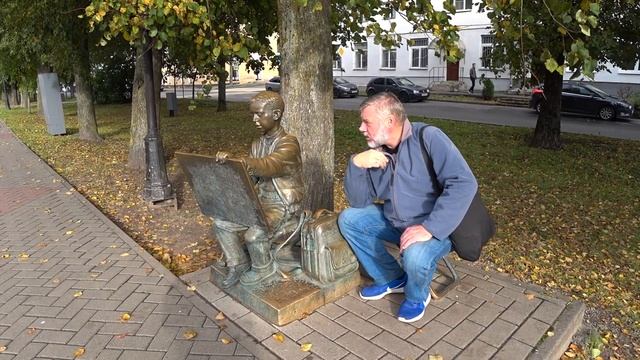 На набережной Великого Новгорода, встреча с художником :-) смотреть онлайн