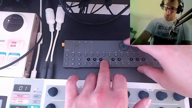 Сэмплы и микрофон в Op-z - обзор на русском смотреть онлайн