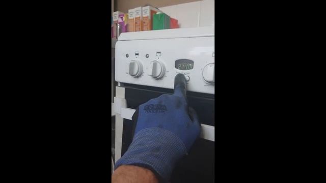 Jaguar XK8/R headlight refurb part 1 смотреть онлайн