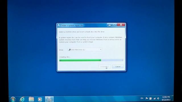 Windows 7 - Creating a system repair disc смотреть онлайн