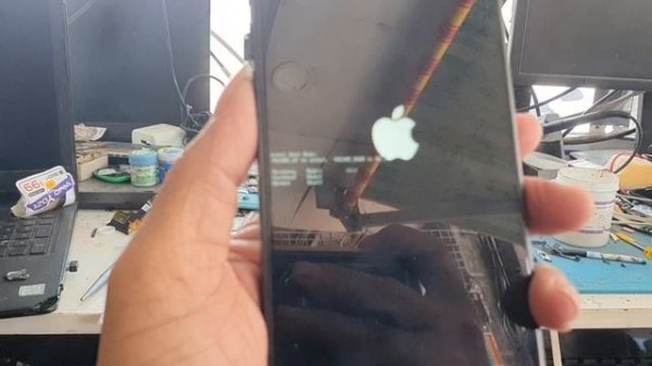 How to hard Reset iPhone 14 Pro Max Copy