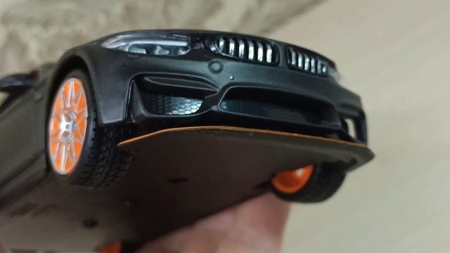 BMW M4 I'2013 GTS Coupe. Модель 1-24 от Maisto.+